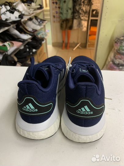 Кроссовки женские adidas 36,5