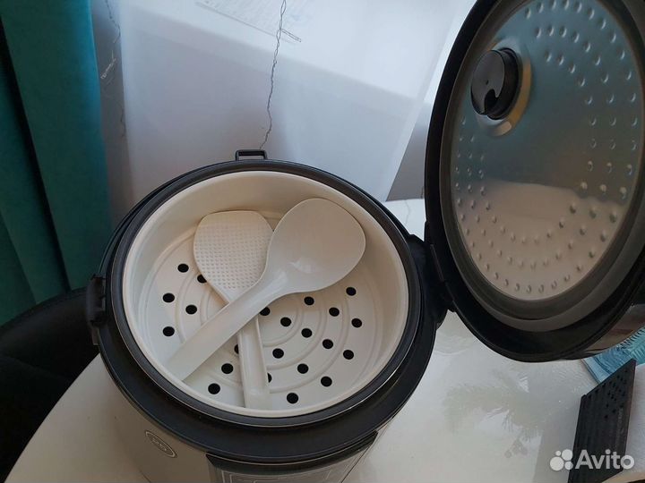 Мультиварка redmond