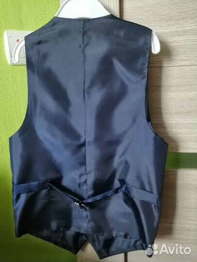 Пиджак+желет р. 122-128