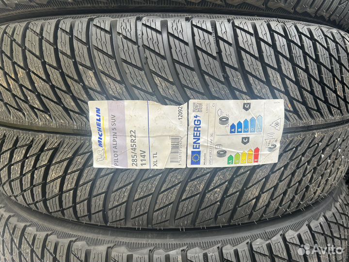 Michelin Pilot Alpin 5 SUV 325/40 R22 и 285/45 R22