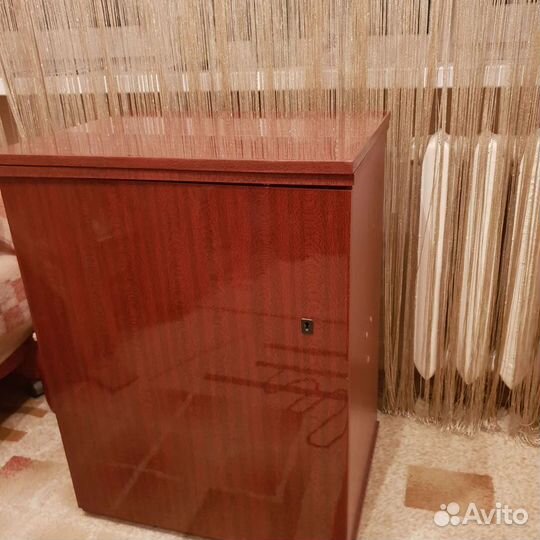 Швейная ножная машинка Чайка-142М