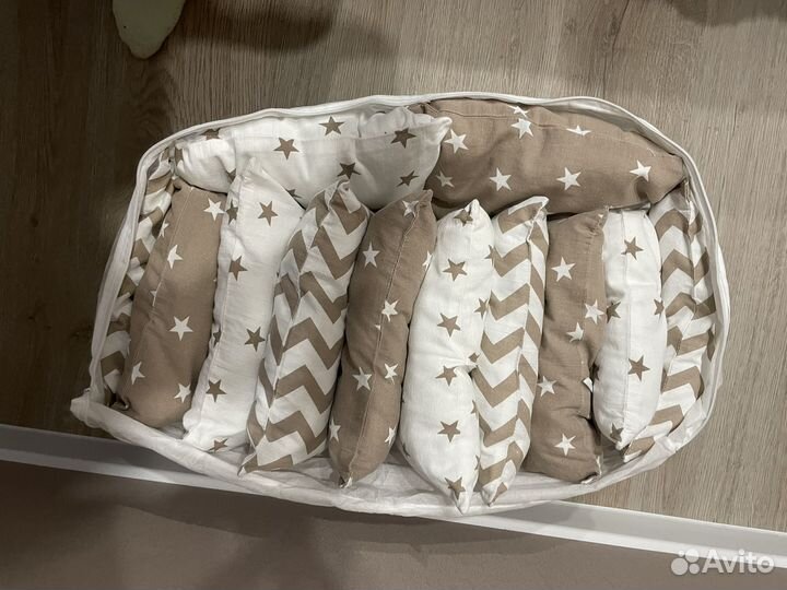 Бортики в детскую кроватку