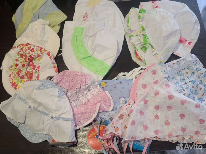 Панамы, кепки и косынки новые