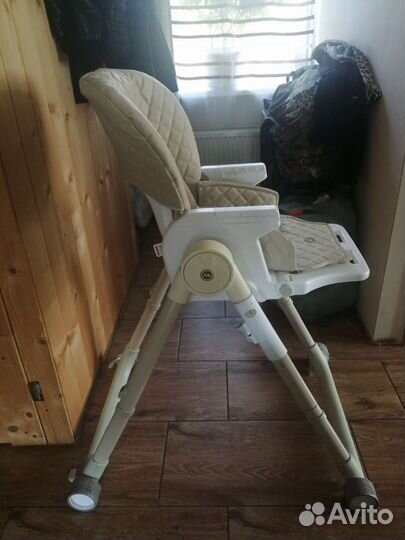 Стул для кормления