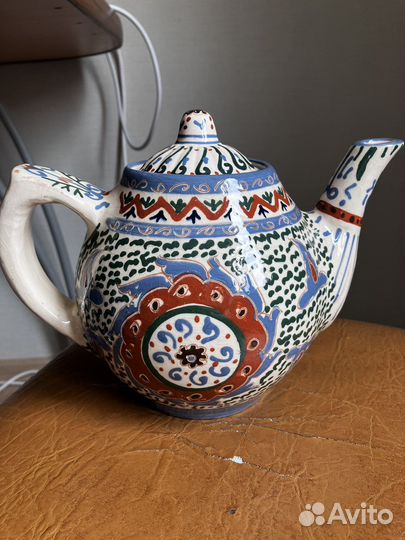 Заварочный чайник с пиалами