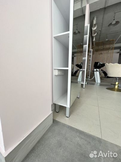 Парикмахерское зеркало