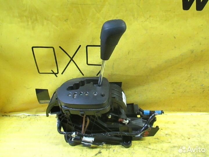 Ручка кпп Toyota Vitz KSP130