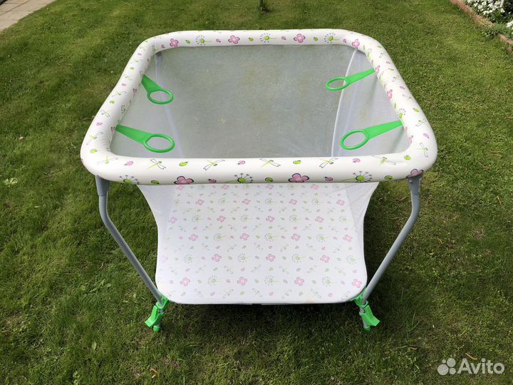 Манеж детский складной