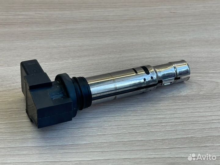 Катушка зажигания Volkswagen Polo