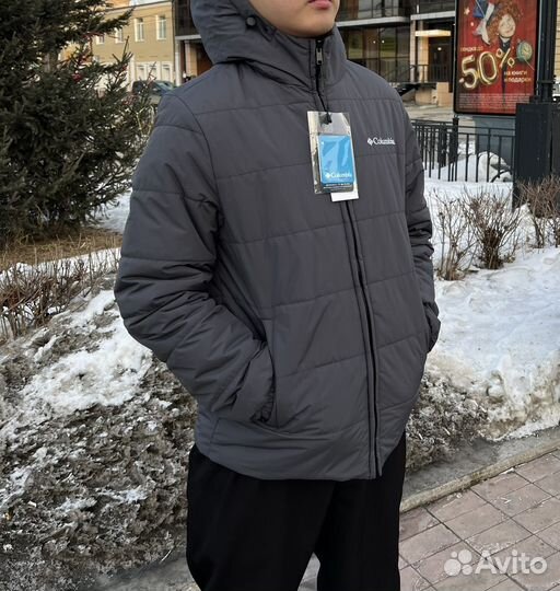 Весенняя куртка новая Columbia два цвета