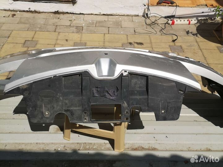 Передний бампер megane 3