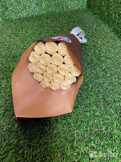 Розы из Белого Шоколада - 19 шт в Букете