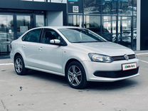 Volkswagen Polo 1.6 AT, 2014, 118 517 км, с пробегом, цена 1 002 000 руб.