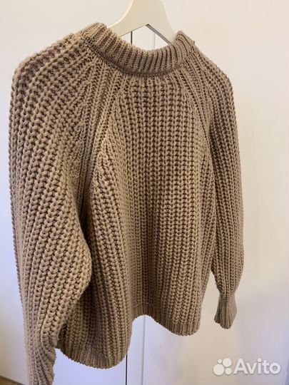 Свитер женский