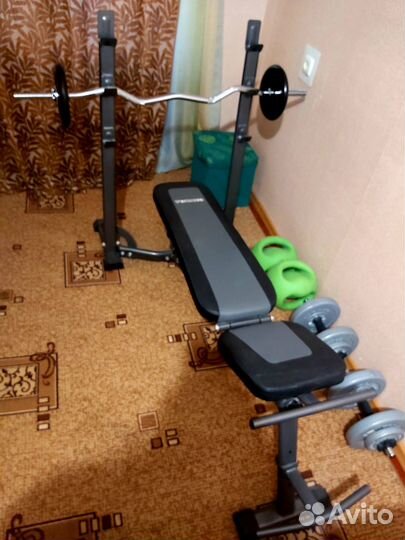 Продам скамью для жима со свободными весами