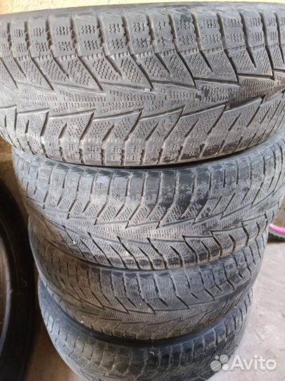 Hankook Winter I'Cept IZ2 205/60 R16 96T