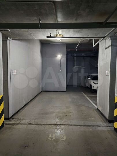 Машиноместо, 22 м²