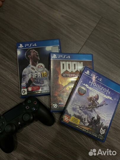 Sony playstation 4 PS4 pro