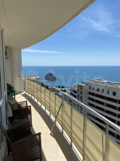 2-к. квартира, 78 м², 6/13 эт.