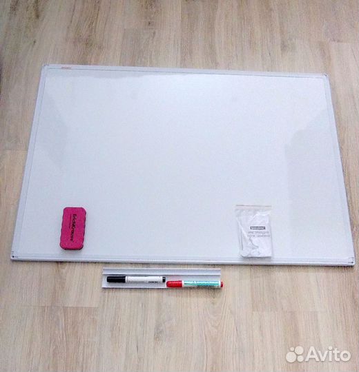 Магнитно маркерная доска