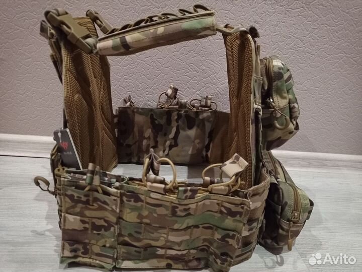 Армейская разгрузка плитник бронежилет с подсумкам