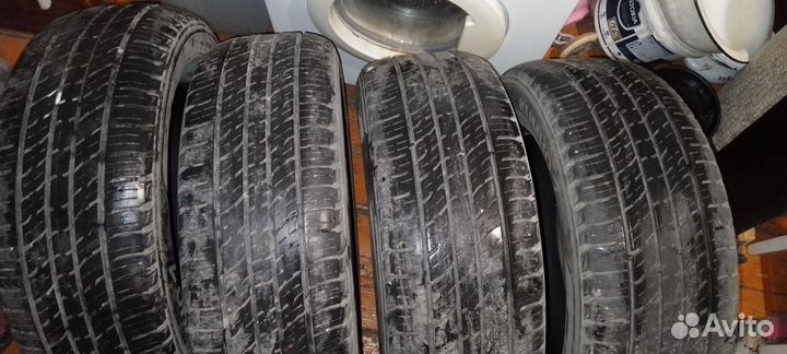 Kumho Crugen Premium KL33 235/60 R18 100J