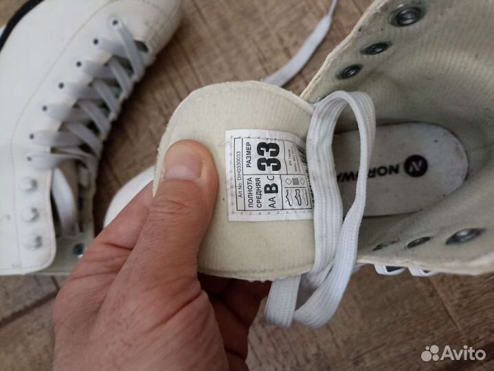 Коньки для девочки 33 размер