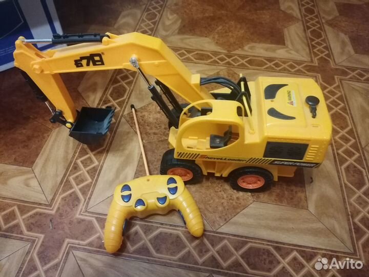 Машины, трактора, спец техника Брудер и Полесье