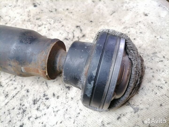 Кардан задний Nissan Fuga Y50 состояние крестовины