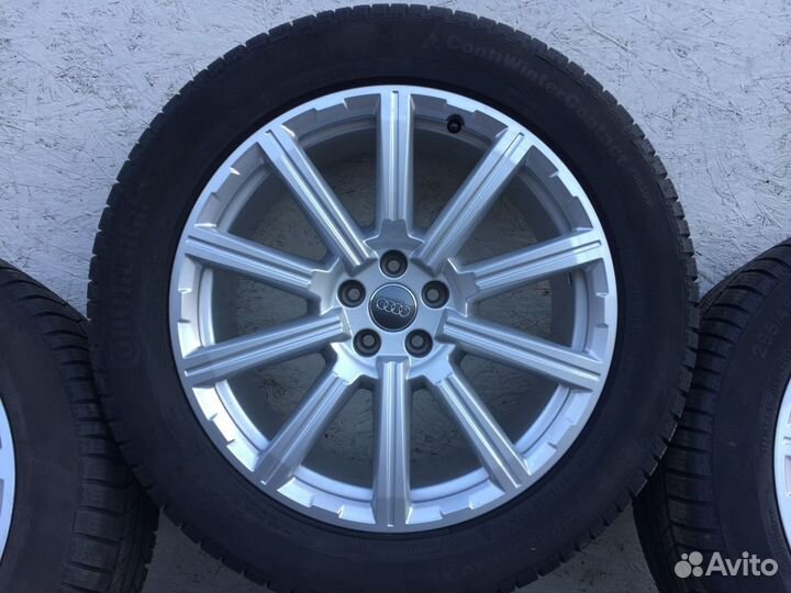 Оригинальные колеса на Audi Q7 New 4M R20