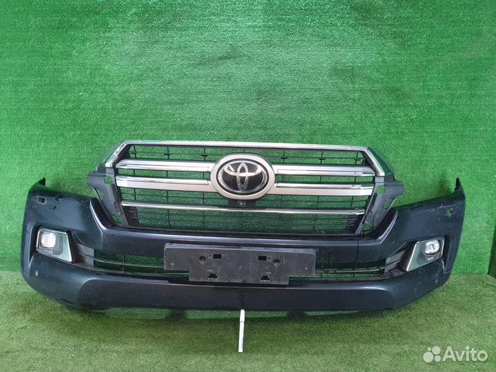 Бампер передний Toyota Land Cruiser
