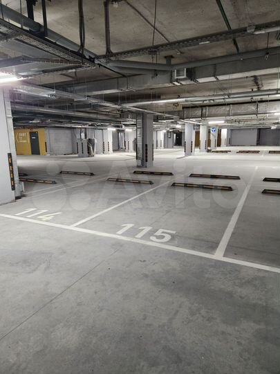 Машиноместо, 14 м²