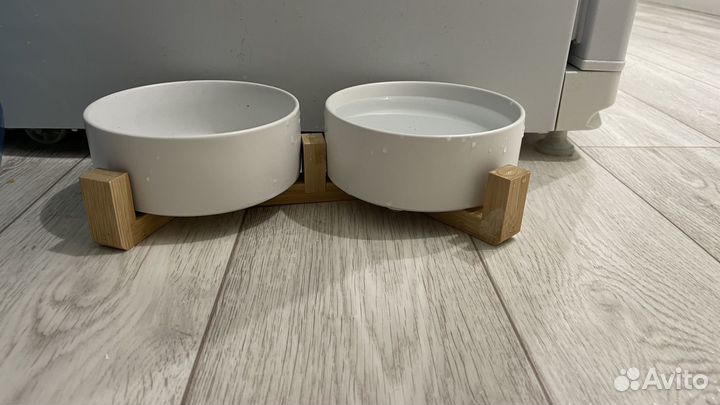 Миски для собак и кошек