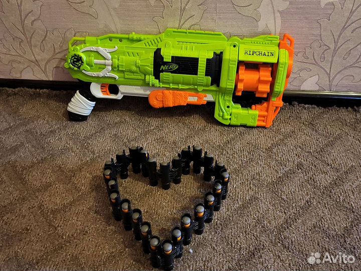 Бластер nerf zombie strike