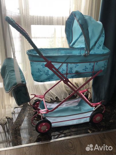 Коляска для кукол