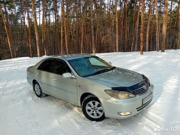 Toyota Camry 2.0 AT, 2001, 215 852 км