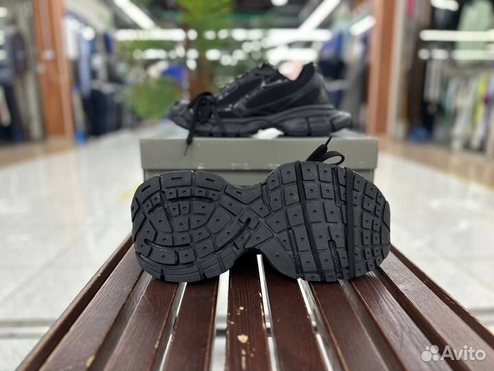 Кроссовки Balenciaga