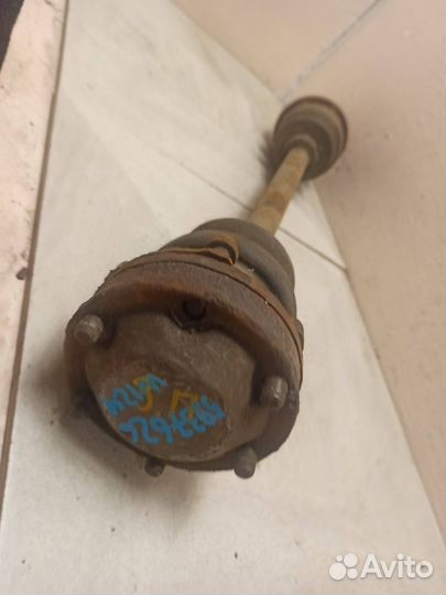 Привод задний Мерседес W124 E