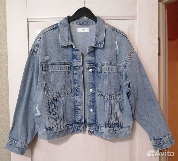 Джинсовая куртка mango