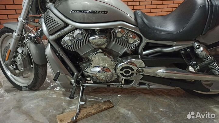 Коллекционный Harley-Davidson V-ROD
