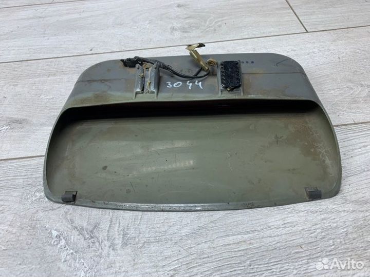 Дополнительный (третий) стоп сигнал крышки