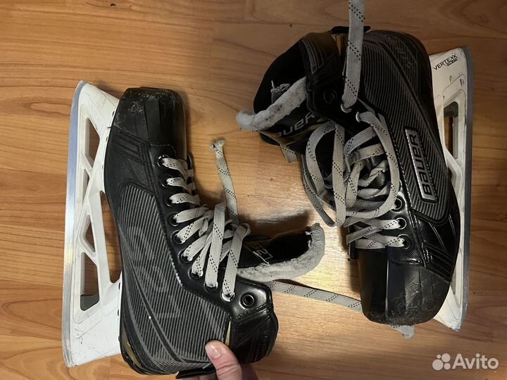 Вратарские коньки bauer