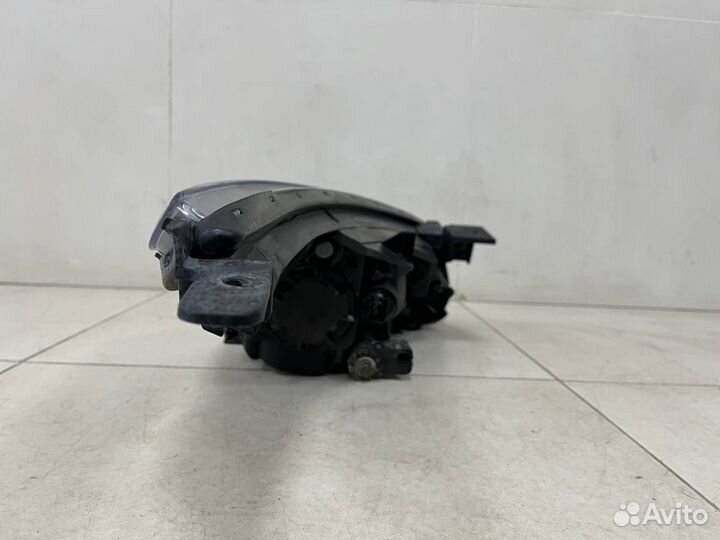 Фара левая Kia Rio 4 FB 2017