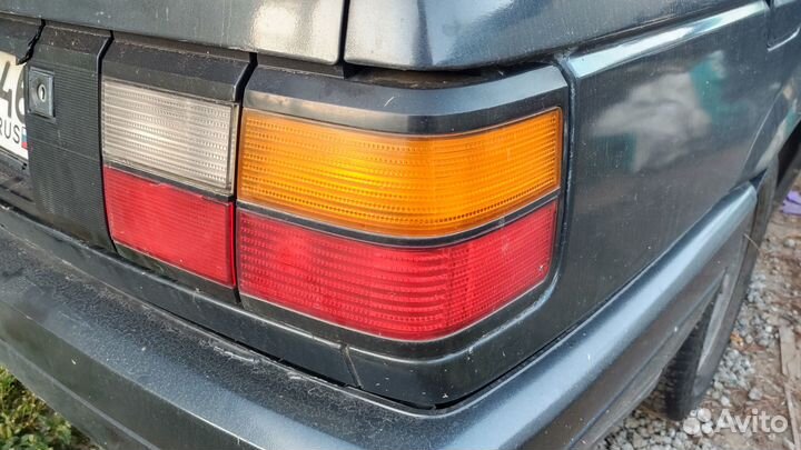 Фонарь задний левый правый Пассат Б3