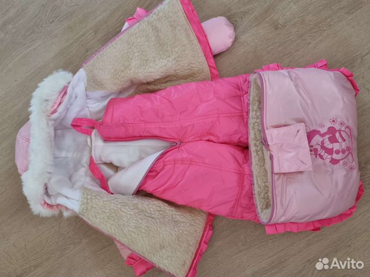 Зимний комбинезон для девочки
