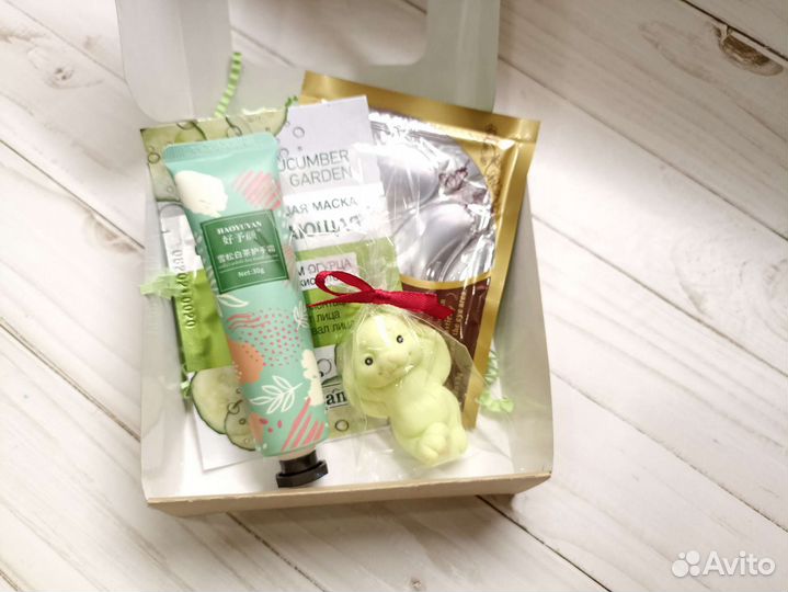 Подарочный набор мыло и косметика
