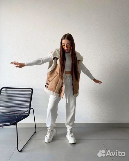 Жилетка безрукавка женская 44-46