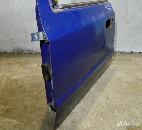 Дверь передняя левая Skoda Felicia