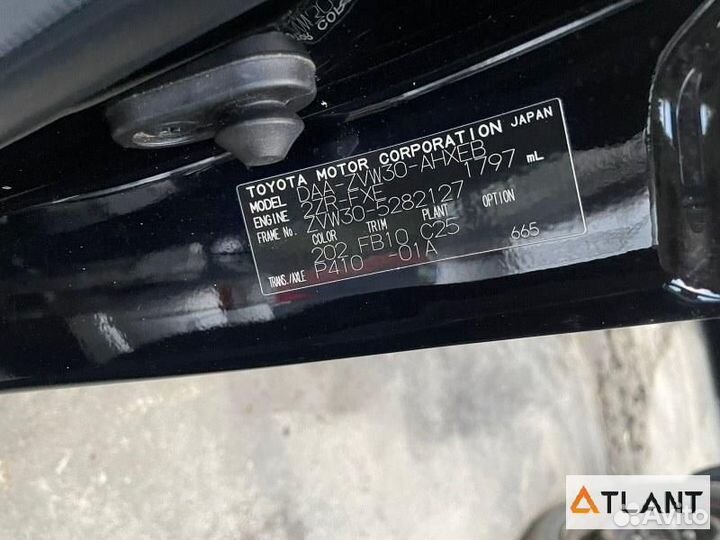 Подкрылок передний левый toyota prius