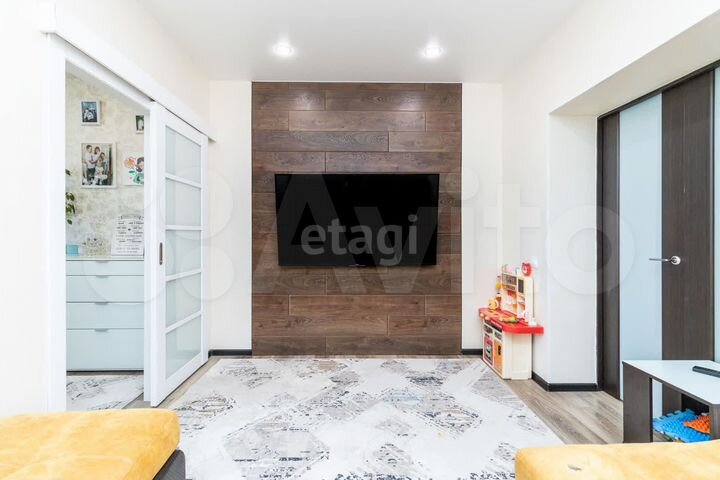 3-к. квартира, 109,9 м², 8/9 эт.